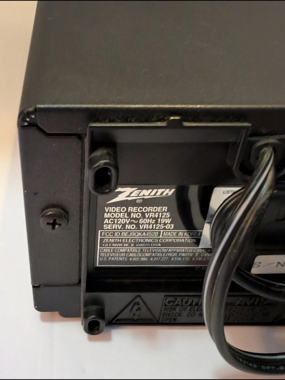 Zenith Black VCR _ VR-4125